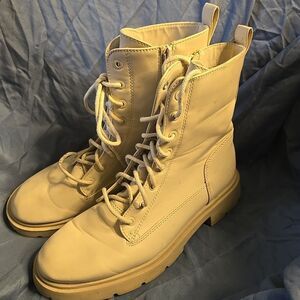 No Boundaries Womens Combat Boots Sz 11 Tan Casual Outdoor Hiking Desertcore